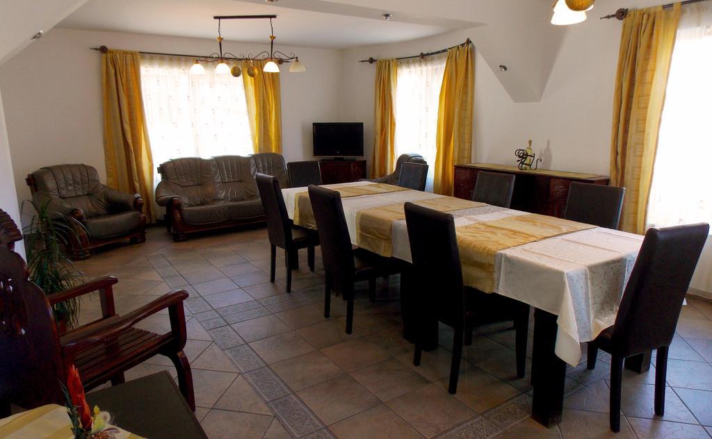 Casa Olteanu Pension Moieciu de Jos Εξωτερικό φωτογραφία