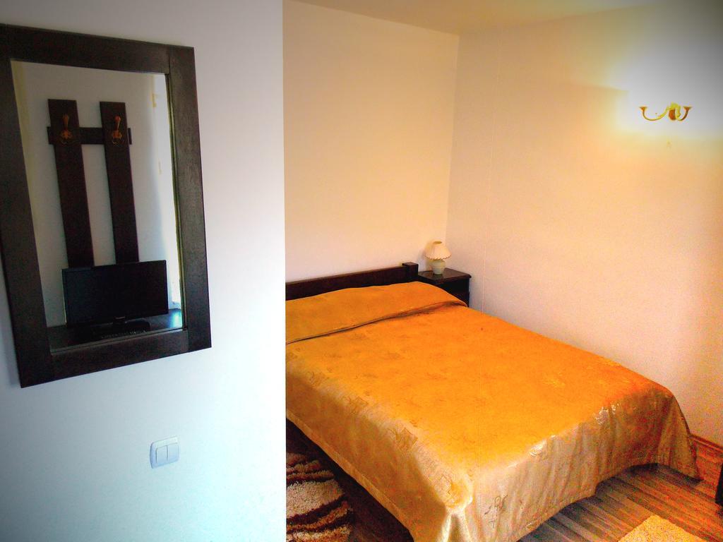 Casa Olteanu Pension Moieciu de Jos Δωμάτιο φωτογραφία